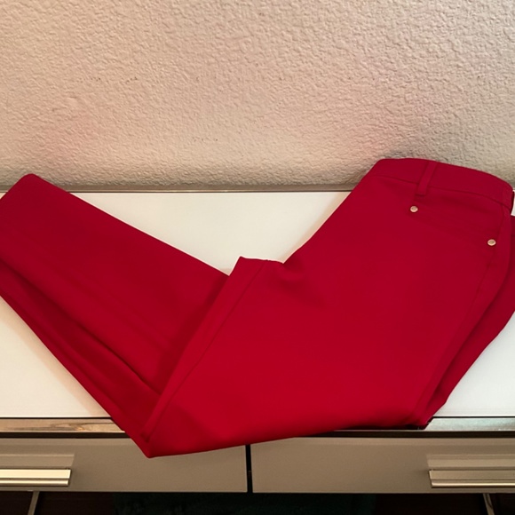 NWT Chicos red “So Slimming slim ankle skinny pants - Picture 5 of 13